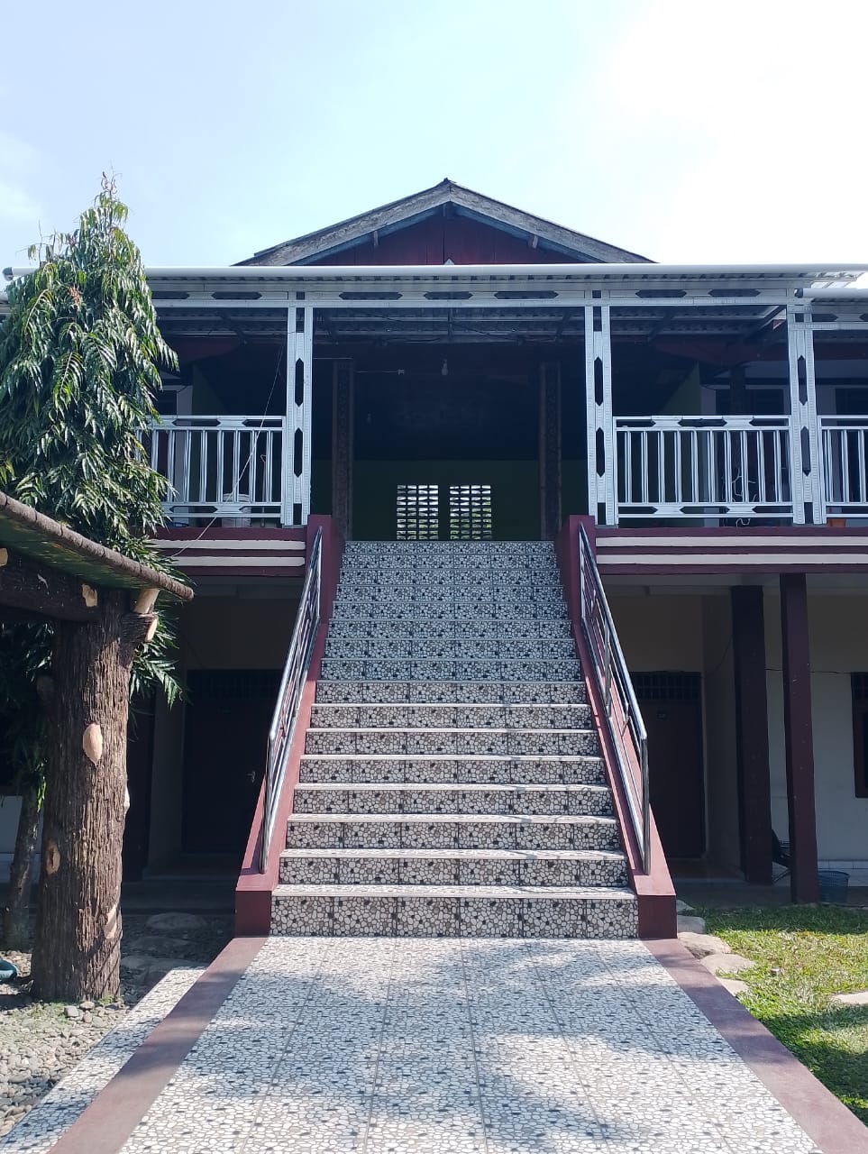 HOTEL NATURAL